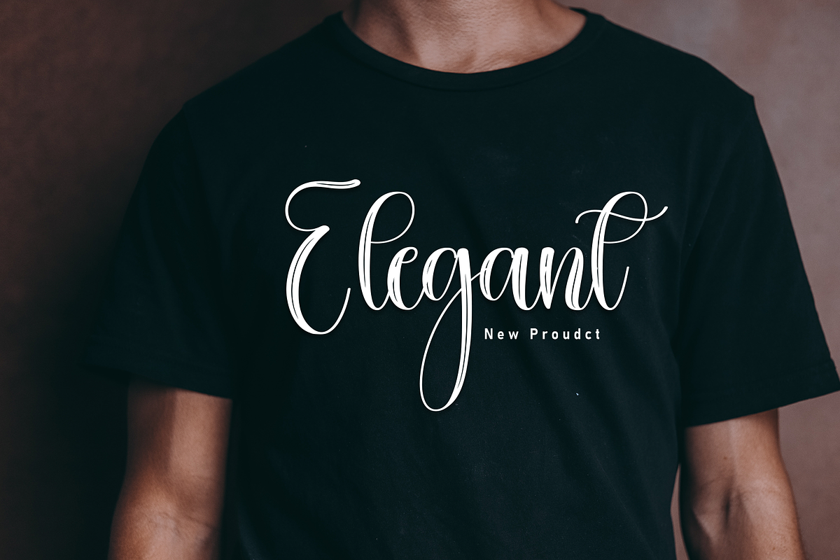 Christmas Calligraph | Script Font, a Handwritten Font by Scratchones (Photo 4 of 8)
