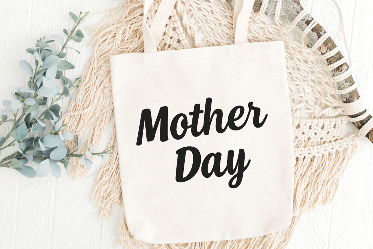 Marline Script font, a Handwritten Font by cocodesign (Photo 7 of 7)