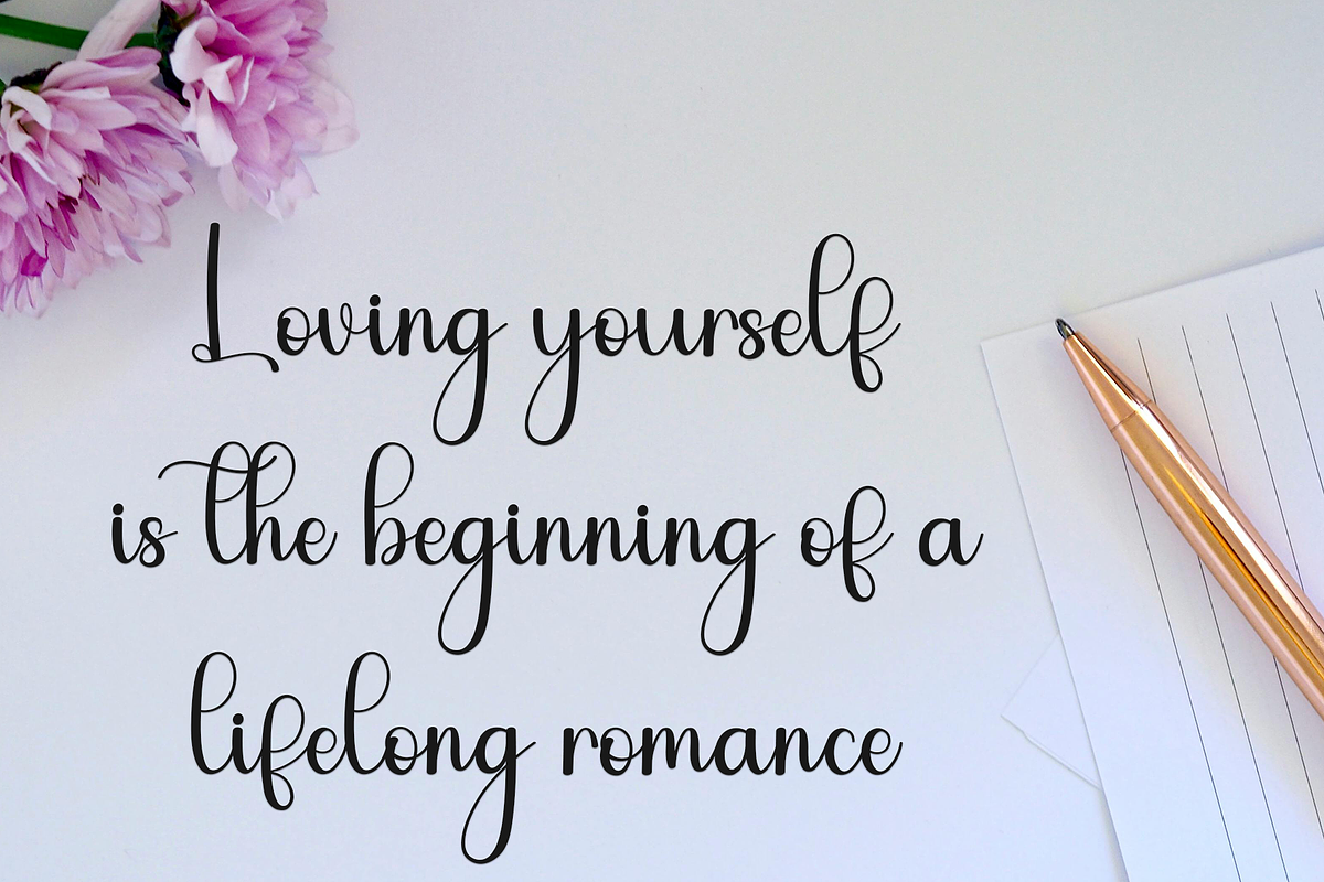 Romantic, a Handwritten Font by InermediaSTUDIO (Photo 5 of 7)
