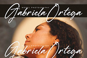 Hanfiye Guesterya Font Duo, a Serif Font by Storytype Studio (Thumbnail 10 of 15)