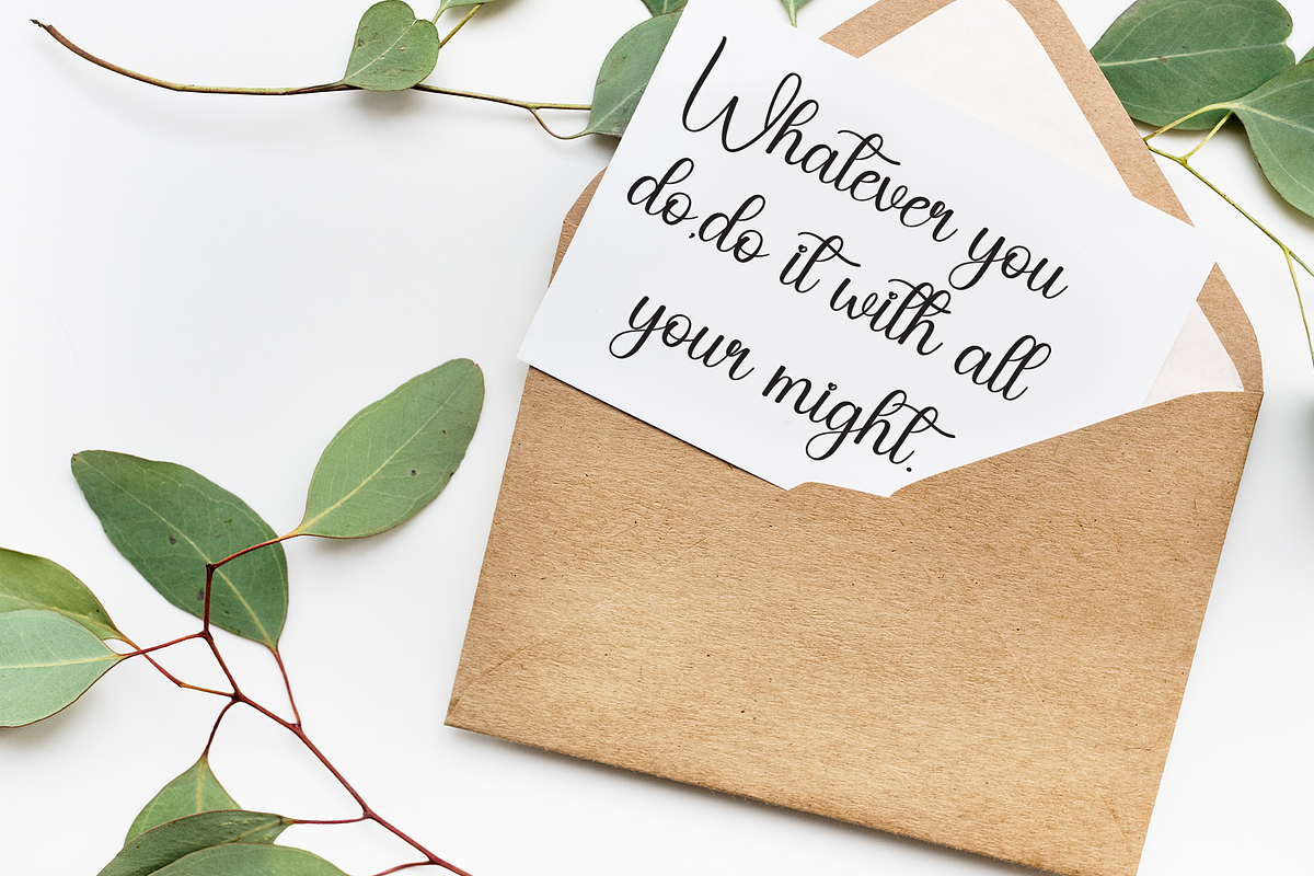 Handmade | Script Font, a Handwritten Font by Scratchones (Photo 3 of 9)