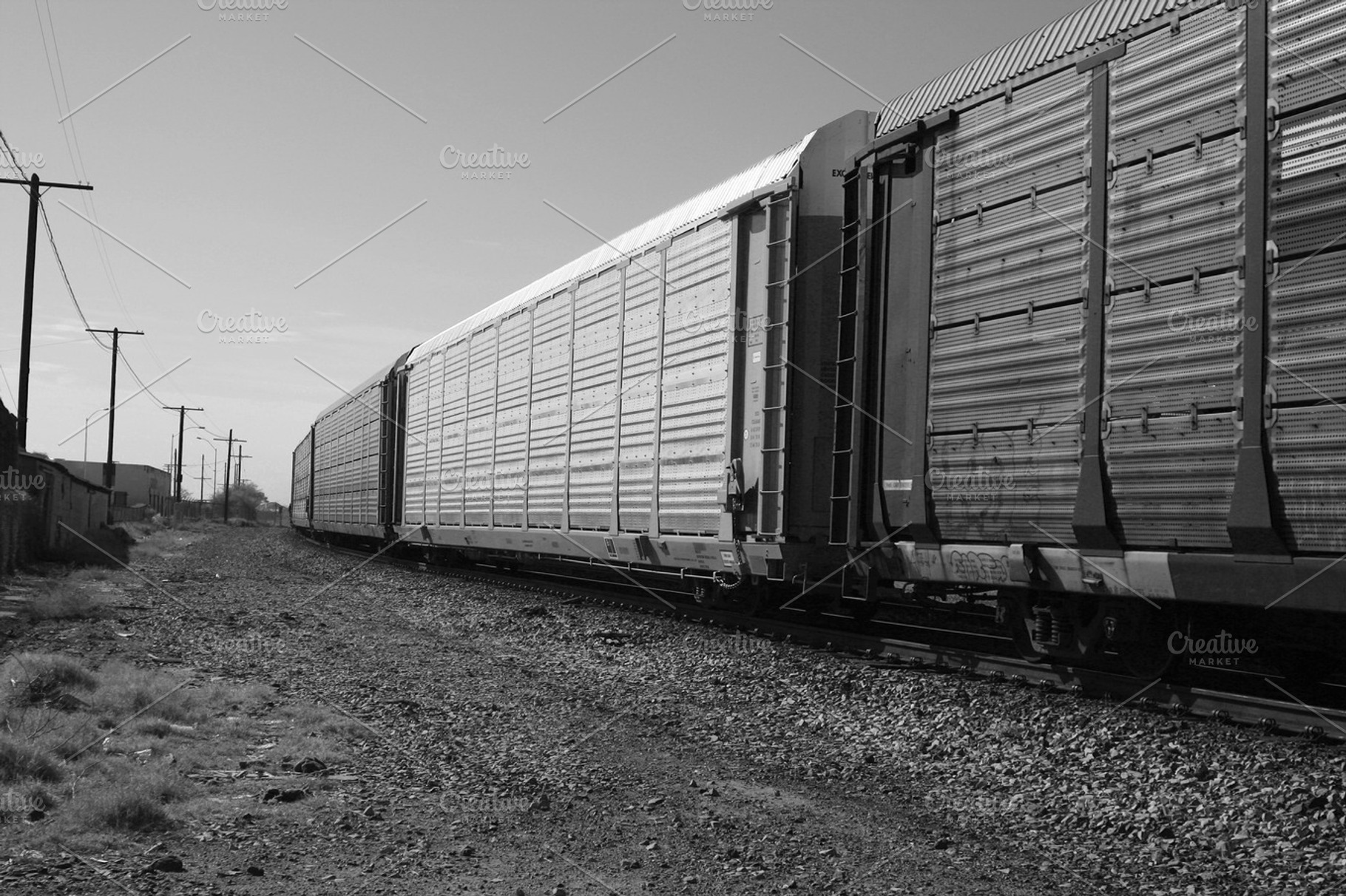 Downtown Train, a Transportation Photo by SeikCo