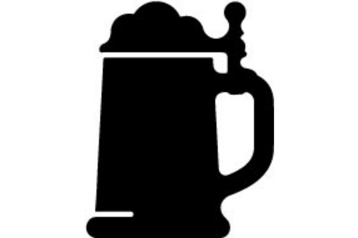 Beer Stein & Pretzel SVG Bundle, an Object Graphic by Gfx_Store (Photo 7 of 16)