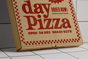 3 Pizza Box Mockup, a Cups & Container Mockup by eezo (Thumbnail 8 of 10)