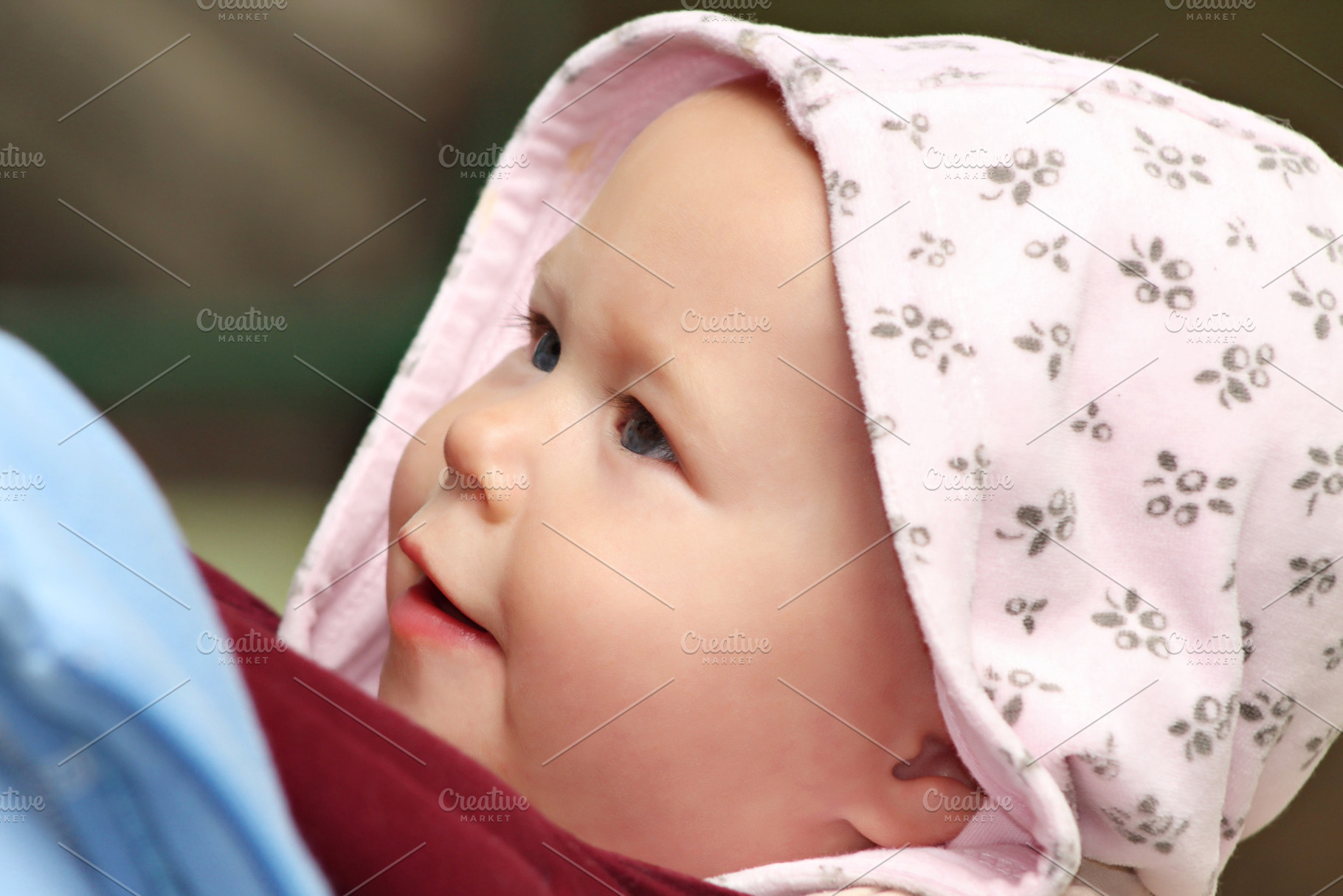 Baby walking, a Photo by saiko3p