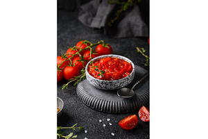 Homemade tomato sauce with spice, a Food & Drink Photo by Yulia Furman