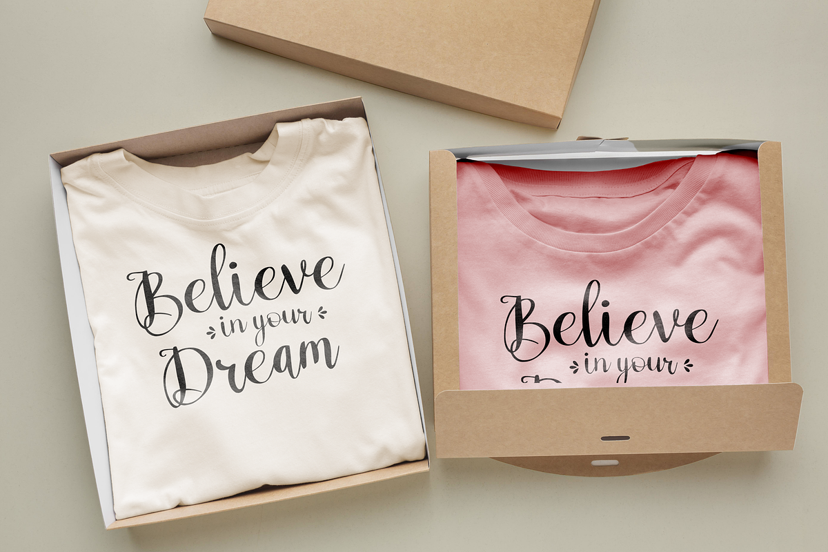Maudylaki, a Script Font by Essentials Studio (Photo 3 of 9)