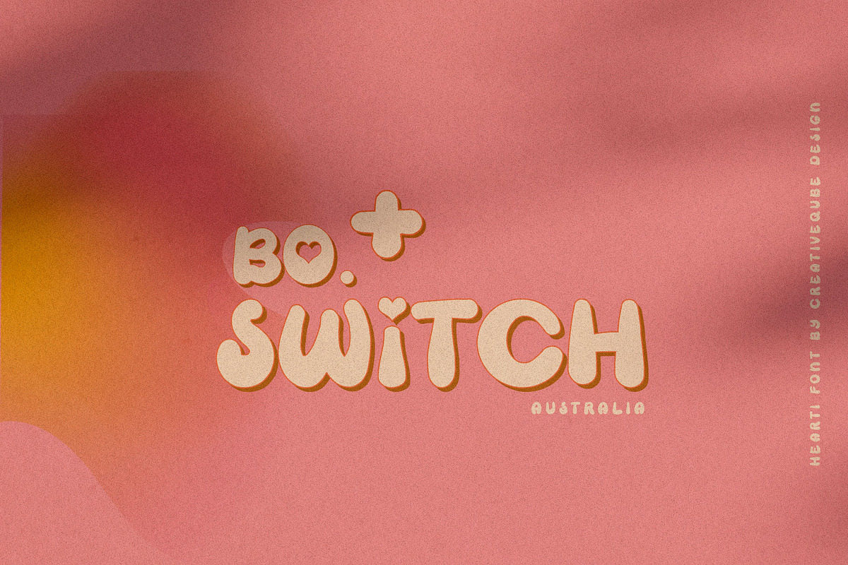 Hearti Retro Bubble Font, a Font by Creativeqube Design (Photo 2 of 7)