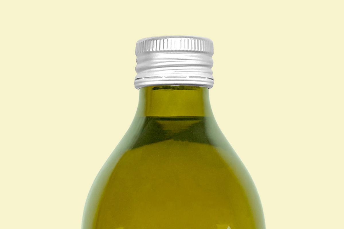 Olive oil - Bottle mockup, a Packaging Mockup by Makestudio (Photo 5 of 8)