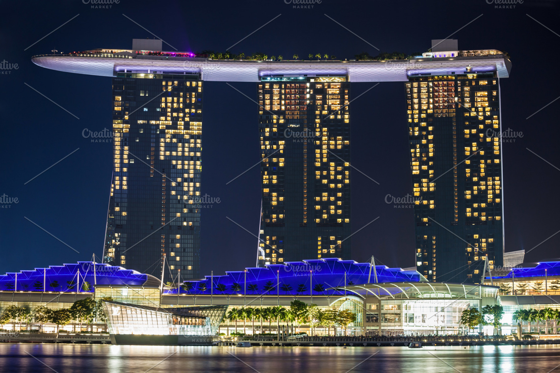 Singapore at night, a Photo by saiko3p