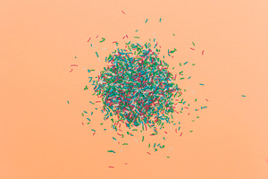 Confetti minimalism