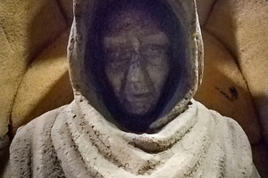 Hooded faceless statue in stone cloak, an Arts & Entertainment Photo by DanFLCreativo