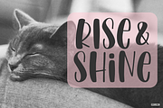 Charming Beauty, a Font by Epiclinez (Thumbnail 2 of 5)