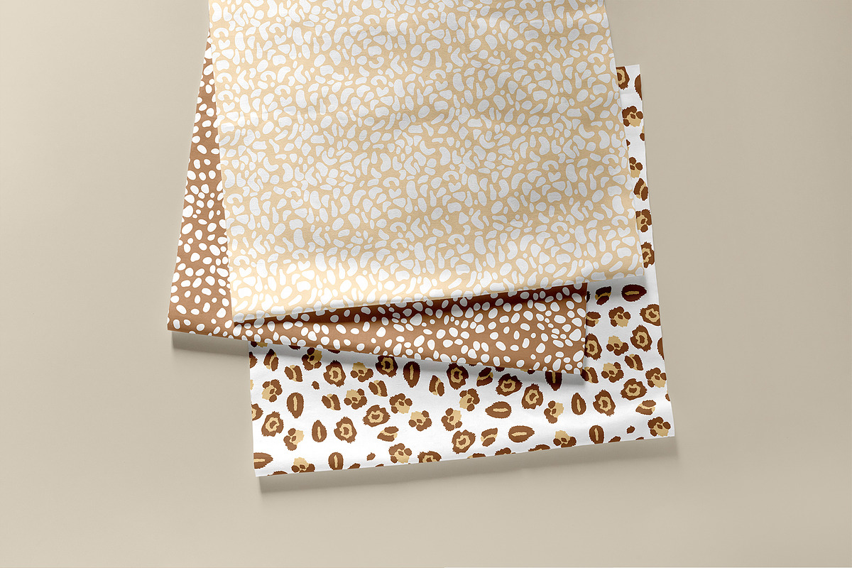 Fabric Swatches Mockup | Layered, a Wearable Device Mockup by bazarova (Photo 5 of 10)