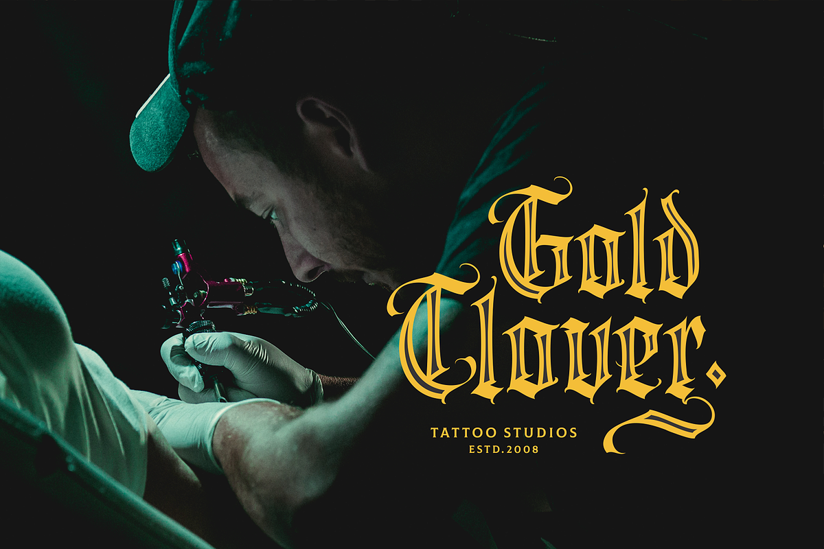 Aortascarta, a Blackletter Font by ilhamtaro (Photo 5 of 13)