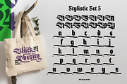 Black Brave Typeface, a Blackletter Font by alit design (Thumbnail 14 of 21)
