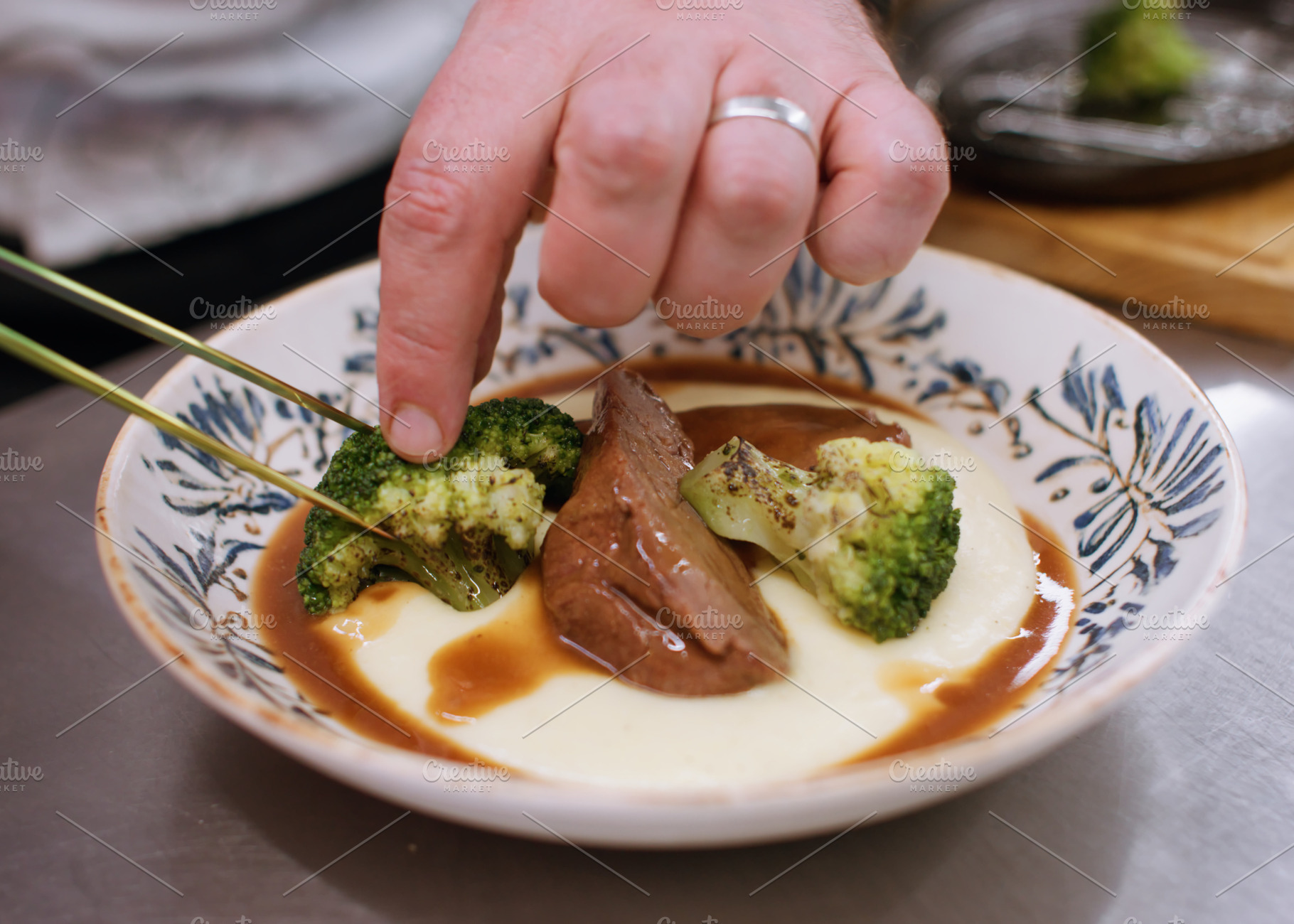 Serving food portioned dish chef, a Person Photo by Photo Drive Studio