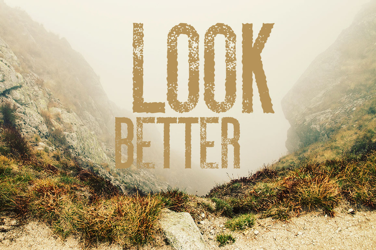 Ultimatum Font preview 3