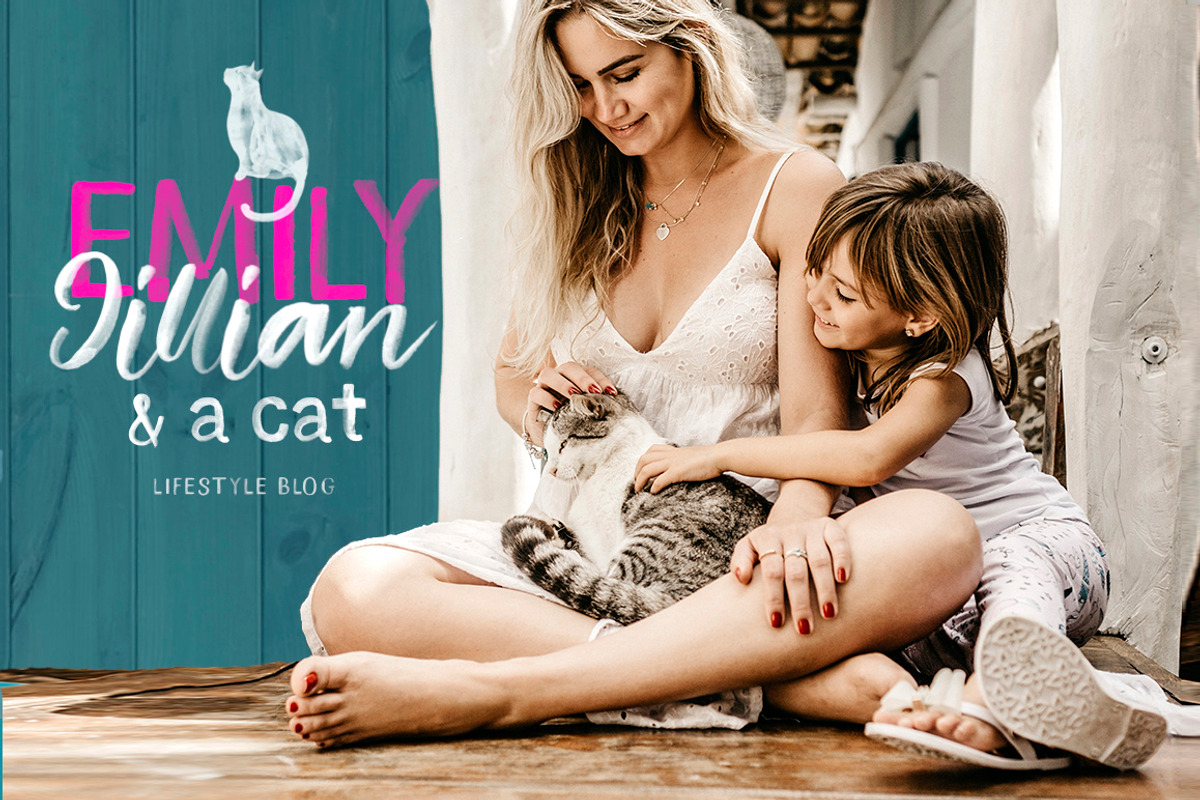 Tahiti Sand. Fonts & Graphics., a Script Font by Red Ink (Photo 11 of 23)