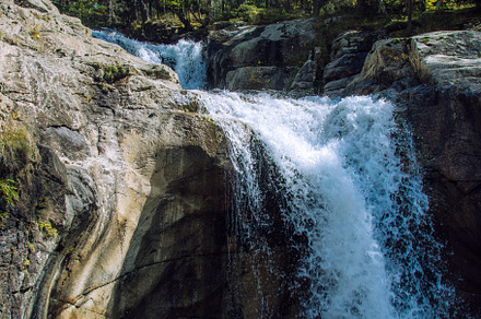 Falls