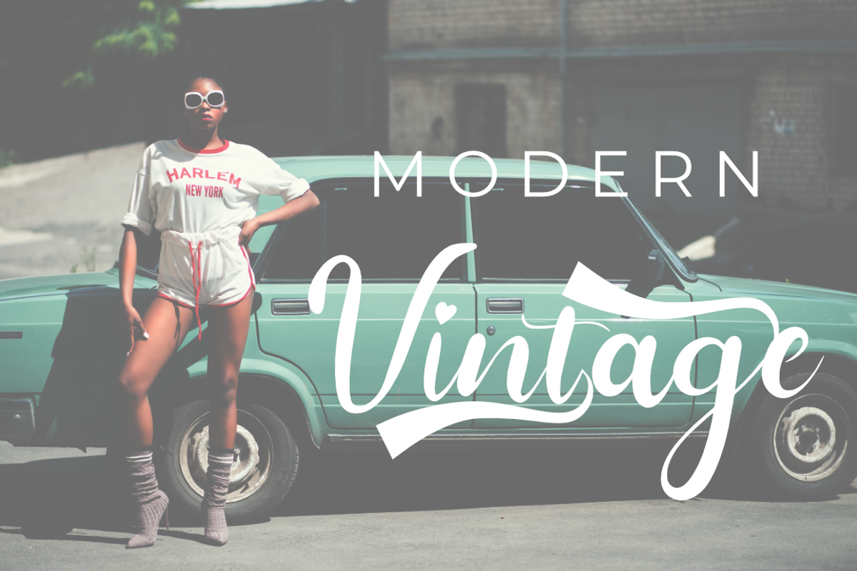 Bradeat, a Script Font by cocodesign (Photo 3 of 7)