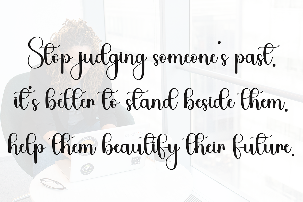 Autumn, a Handwritten Font by InermediaSTUDIO (Photo 8 of 8)