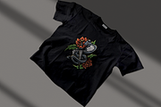 Snake and Roses, an Illustration by nomlimo.com (Thumbnail 3 of 3)