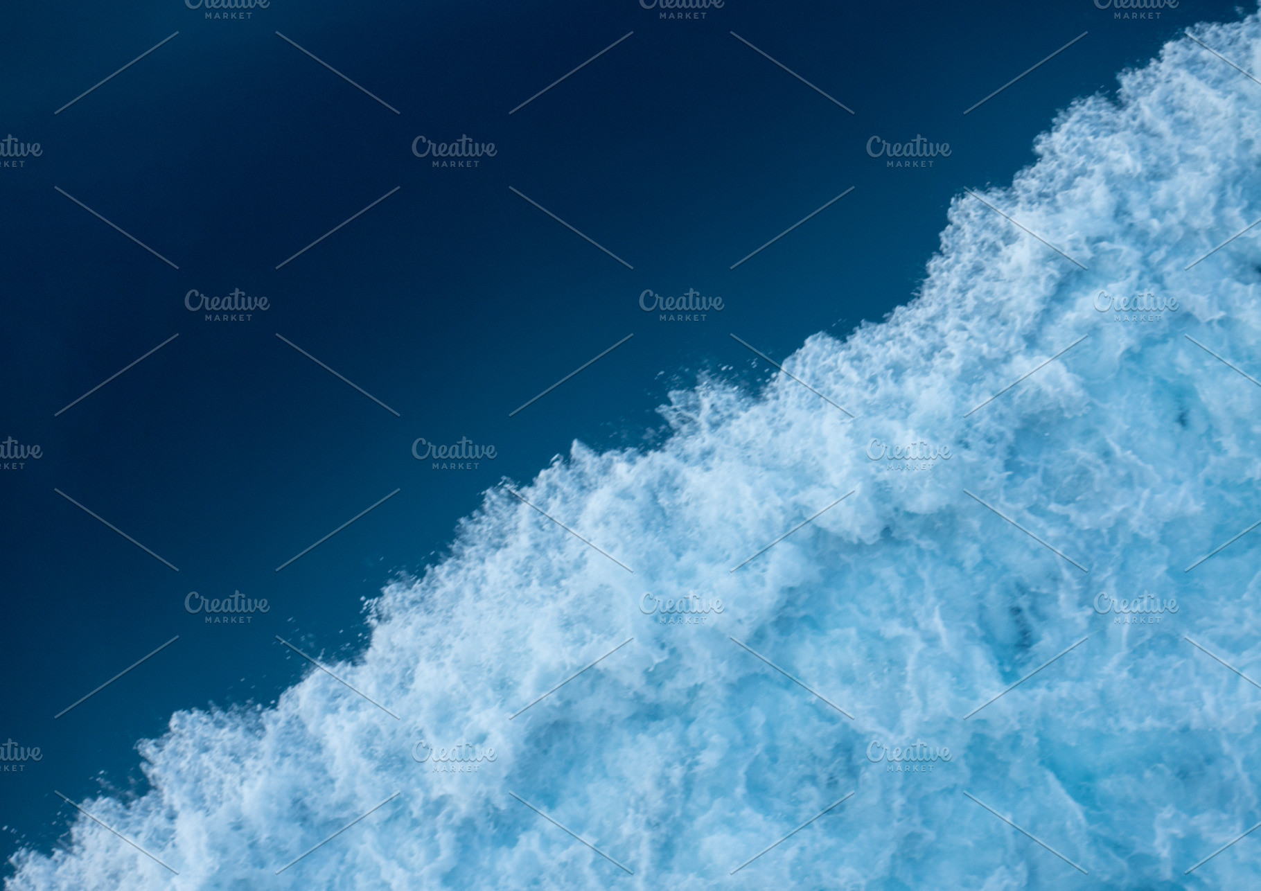 The wake of a ship in the sea, a Background Photo by Vicente Soler