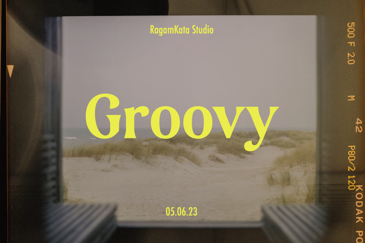 Asteria - Retro Display Font, a Serif Font by RagamKata (Photo 2 of 12)