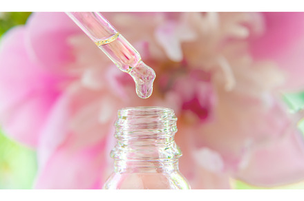 Tincture of peony extract in a, a Beauty & Fashion Photo by yanadjana