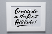 Lumra, a Handwritten Font by Gatype (Thumbnail 9 of 12)