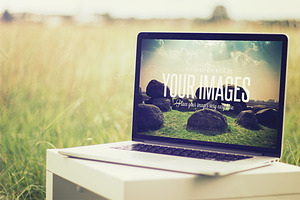 Realistic Screen Mock Up IV