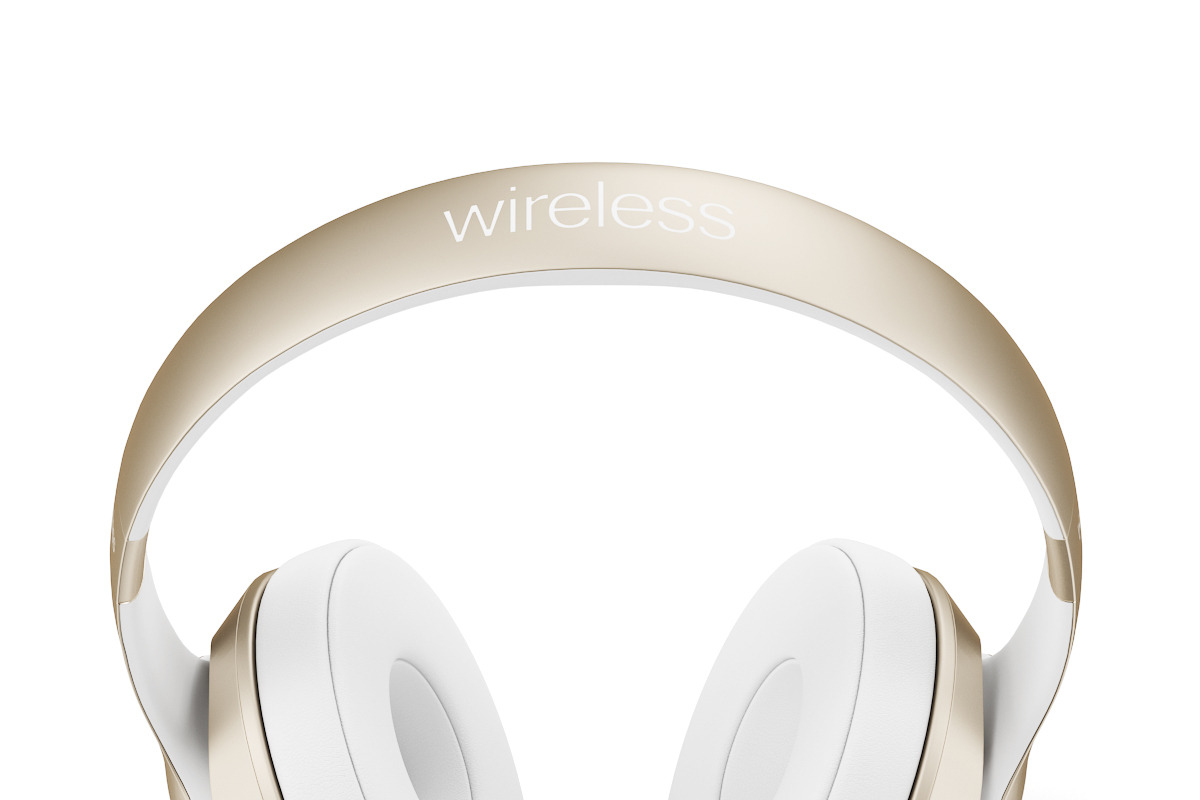 Golden headphones, an Object 3D Model by CGAxis (Photo 7 of 10)