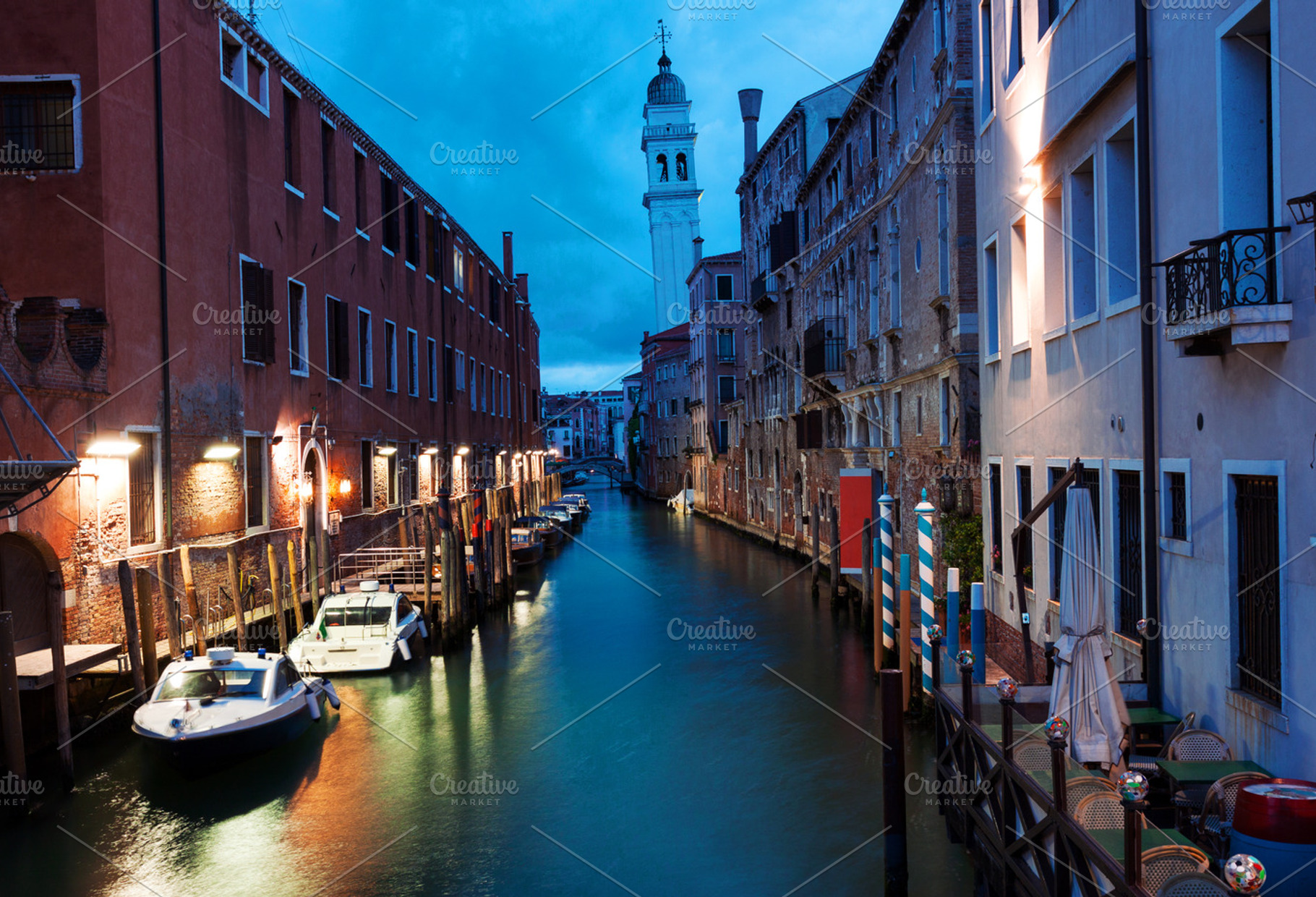 Venice canal early in the morning, an Architecture Photo by BOOCYS