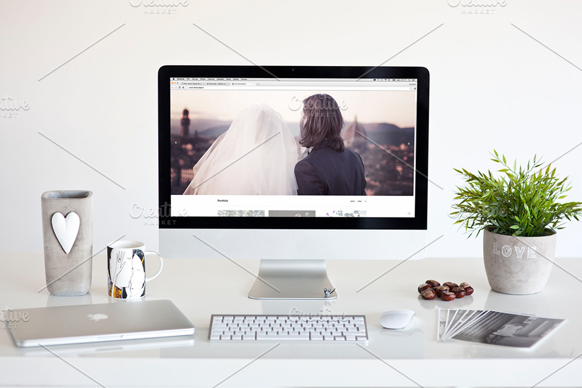 ★ love ★ 6 iMac photo mockups, a Device Mockup by show it better (Photo 3 of 5)