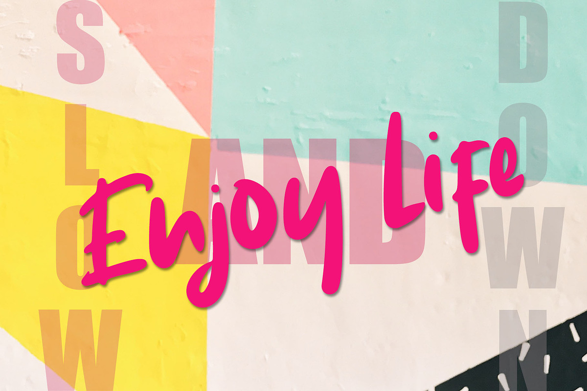 Hikaru - Brush Font preview 2
