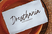 Surfiland - Handwritten Brush, a Handwritten Font by tebaltipislab (Thumbnail 8 of 10)