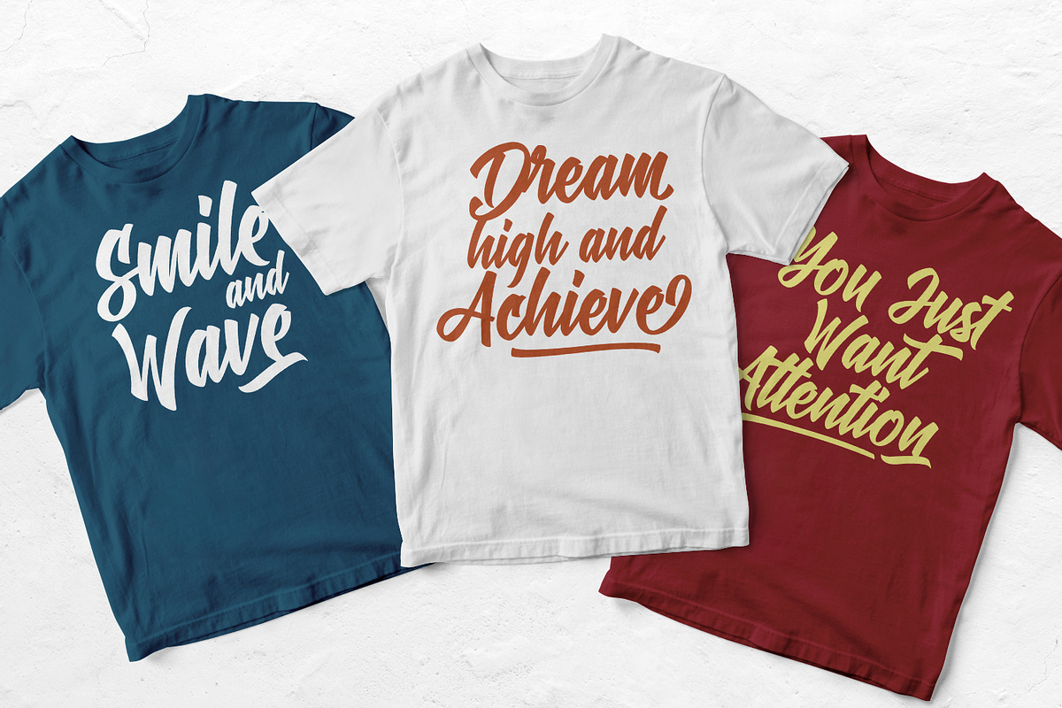 Chamberton - Script Font preview 5