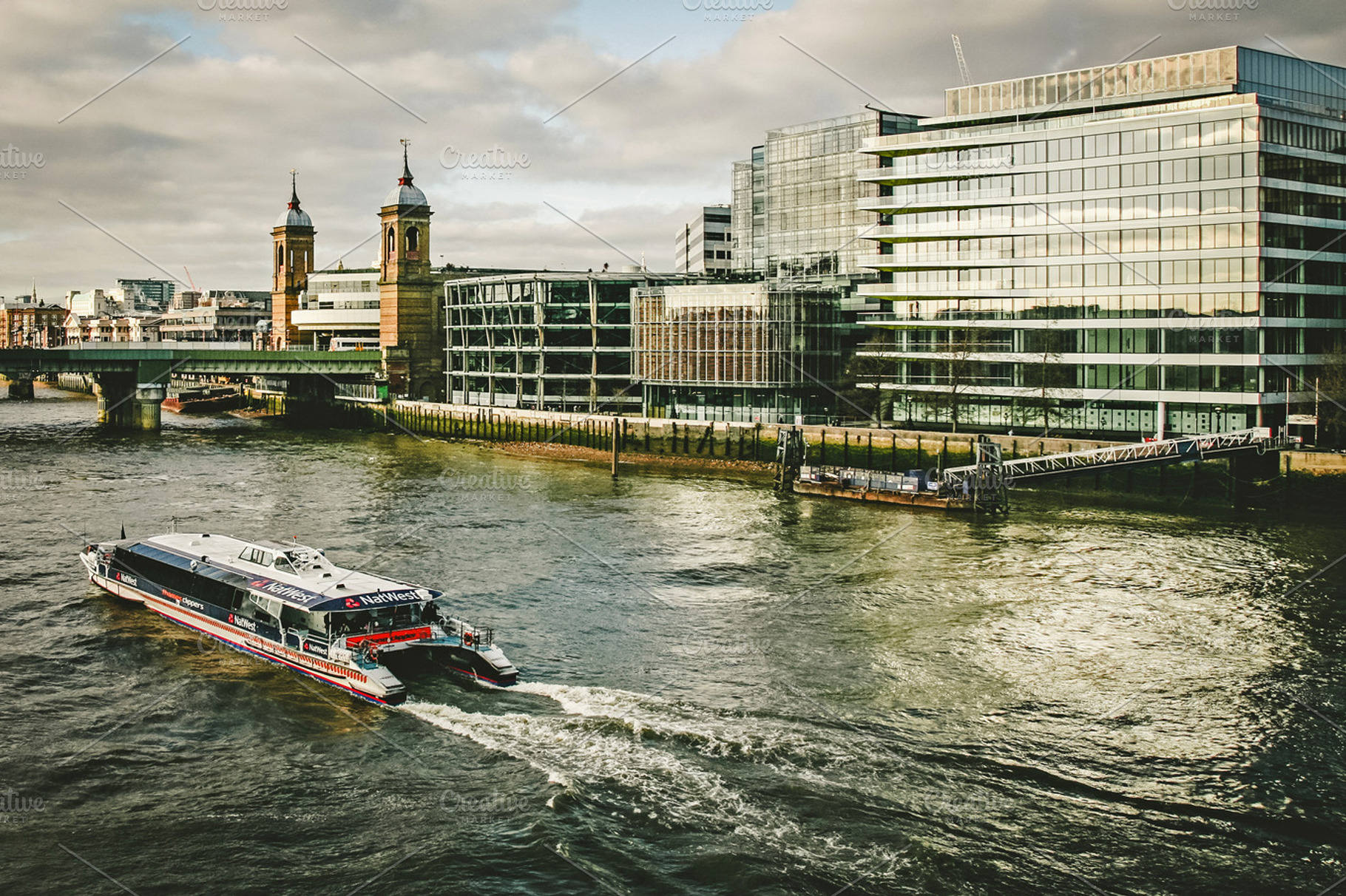 Iseeyouphoto Londonriver 2 Stock Photo Containing London And River
