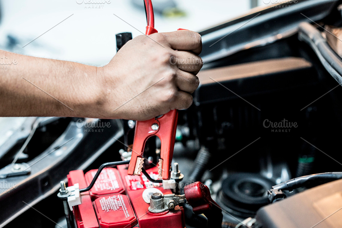 Mechanic hand checking containing cars, repair, and auto, an Industrial Photo by Mexico stock images (Photo 2 of 2)