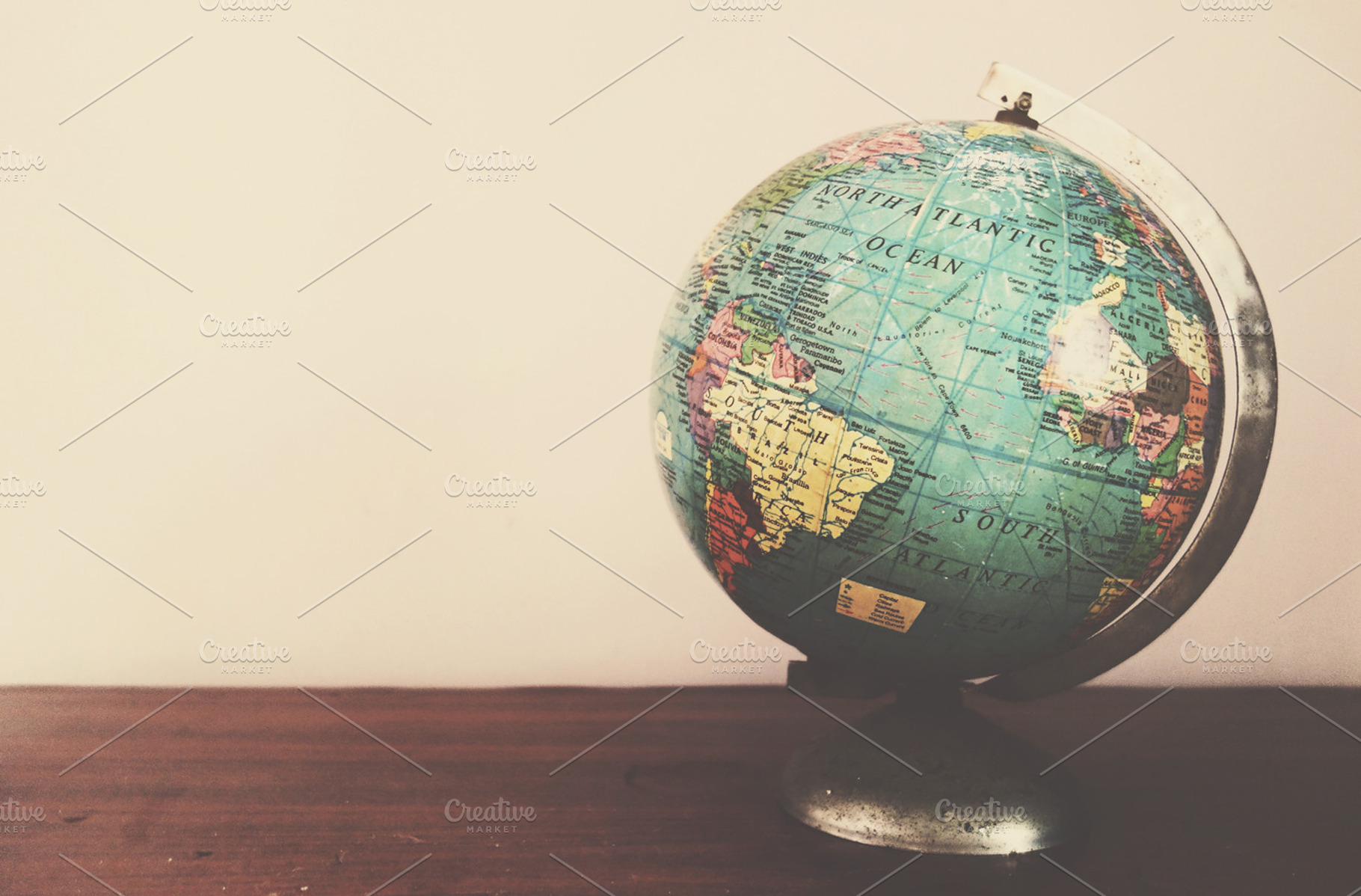 Grainy Globe, a School & Education Photo by HipFonts