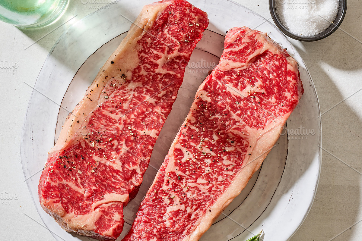 Top View of Fresh Beef Steaks, a Food & Drink Photo by zeStudioPhoto (Photo 2 of 2)