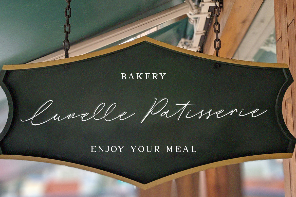 Rosaline La Couture, a Script Font by HKL Studio (Photo 10 of 20)
