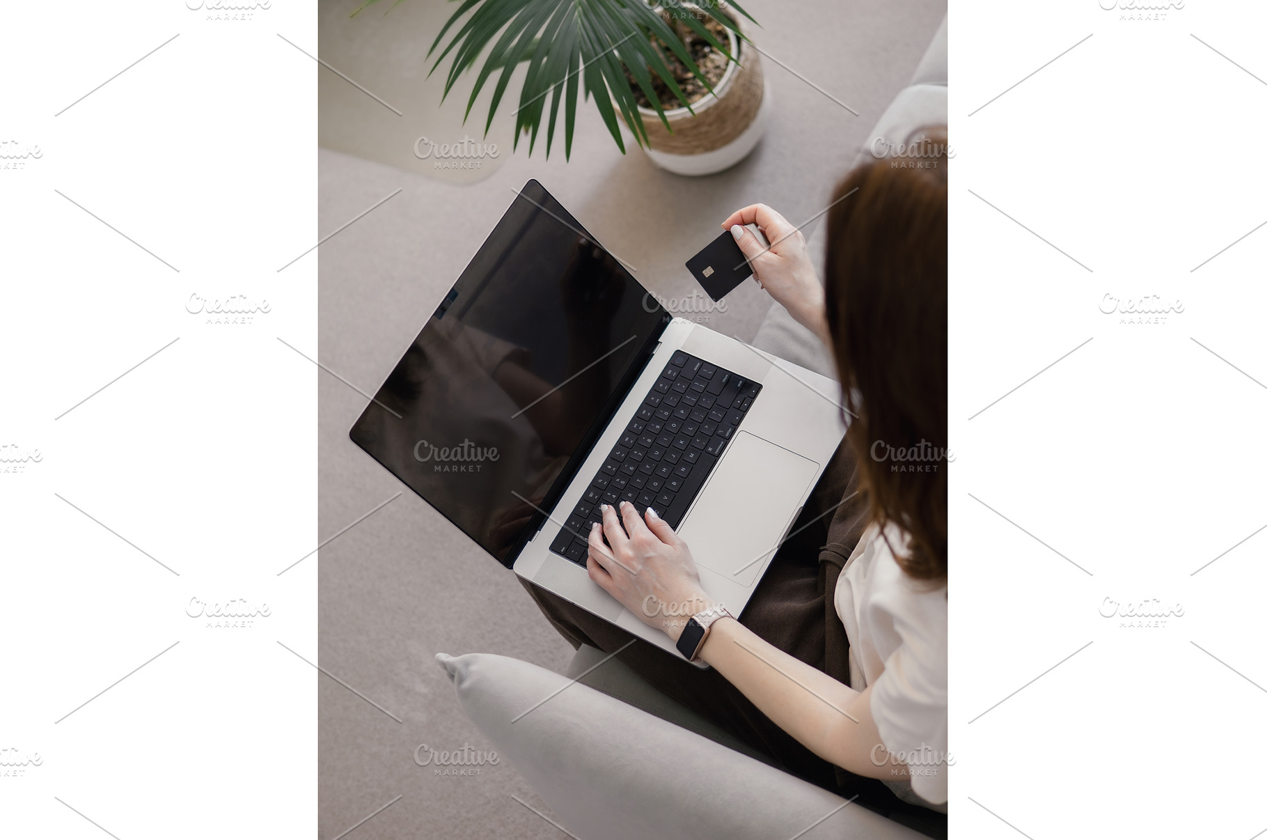 Faceless woman, home online banking, a Business Photo by Fascinadora