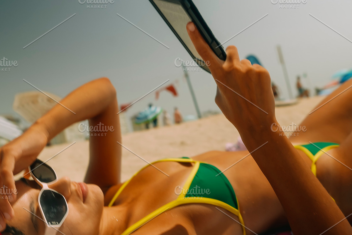 Retro Beach Day Photo Bundle, a Beauty & Fashion Photo by Tekso (Photo 1 of 5)