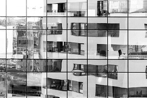 Black and white building reflection, an Architecture Photo by BOOCYS