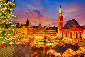Christmas market in Frankfurt at