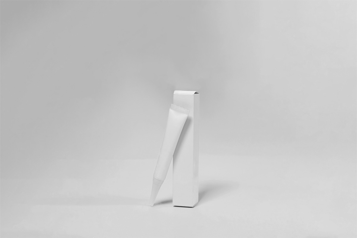 Cosmetic Tube & Packaging Mockup, a Packaging Mockup by Assyat (Photo 8 of 9)