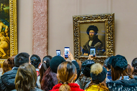 Crowd at painting gallery, paris, france, an Arts & Entertainment Photo by DanFLCreativo
