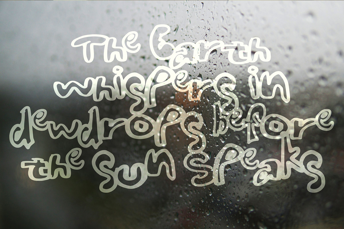 Miroplay – The Quirky Display Font, a Handwritten Font by Fontcastle (Photo 2 of 6)
